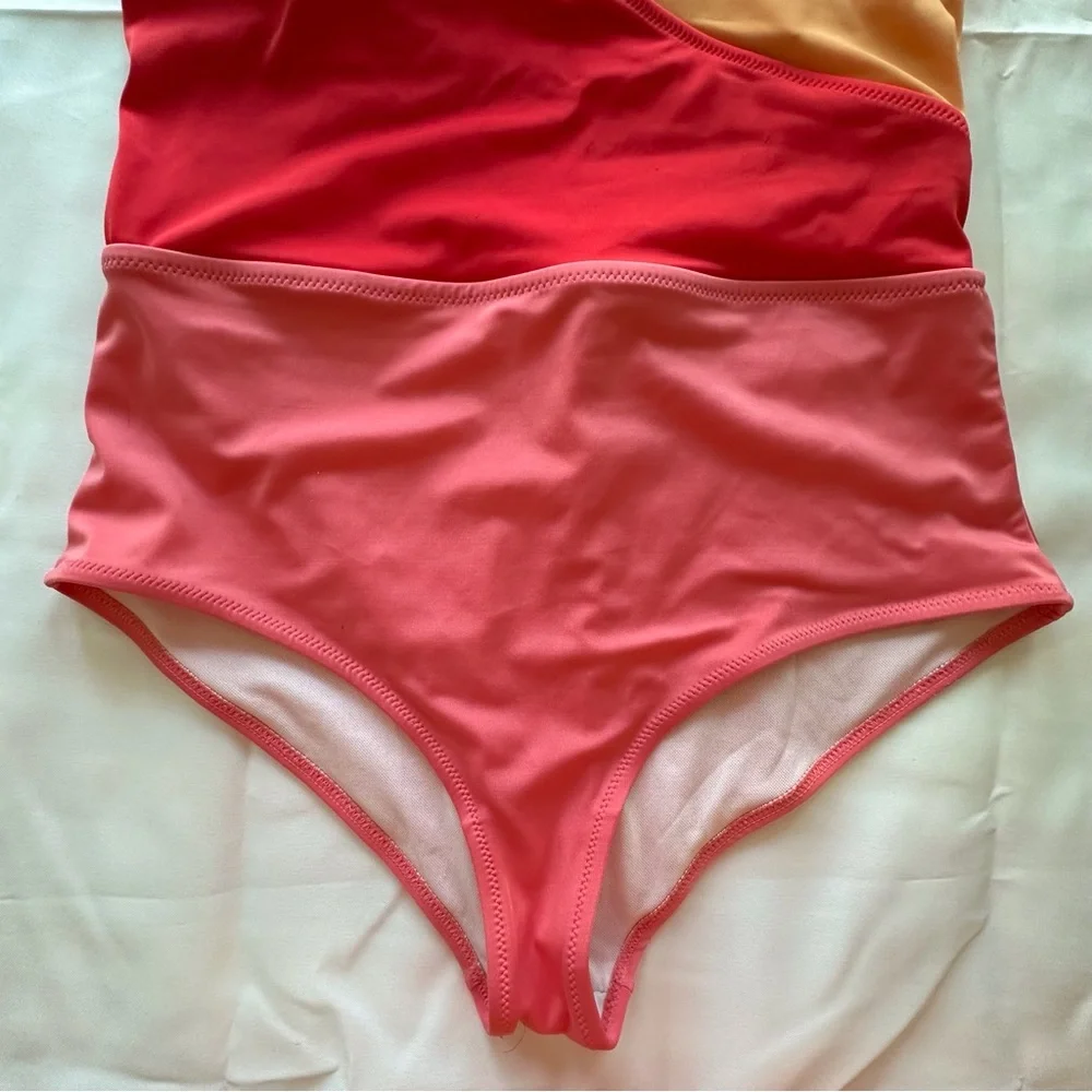 Serra vibrant red orange pink one‎ piece v neck swimsuit women’s large